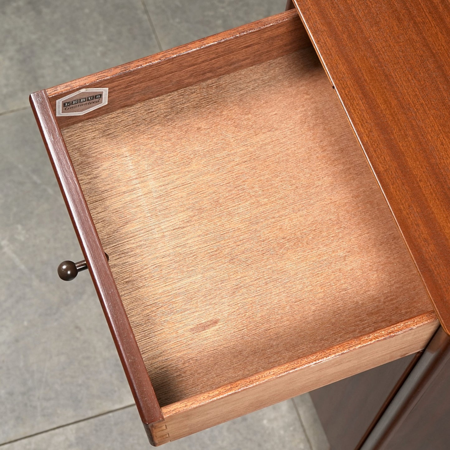 【Harris Lebus】ヴィンテージ サイドキャビネット