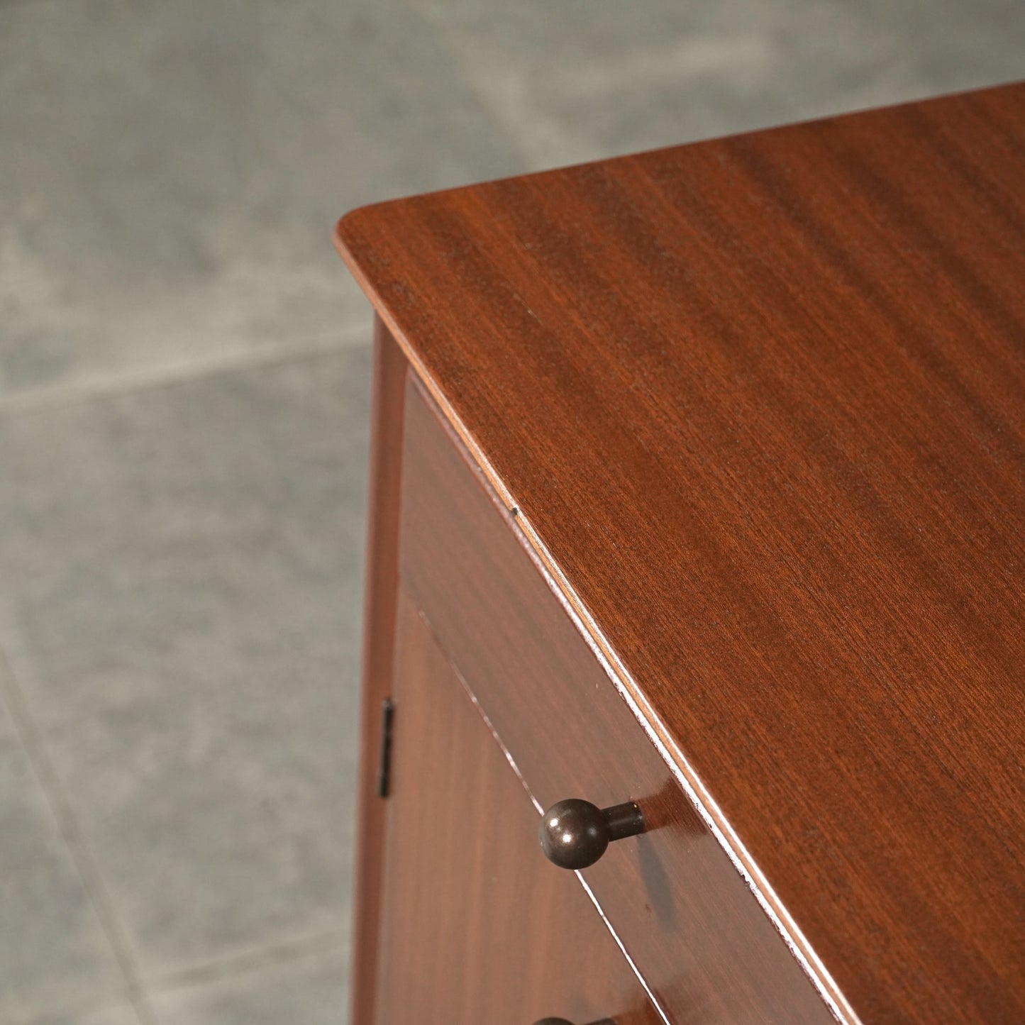 【Harris Lebus】ヴィンテージ サイドキャビネット