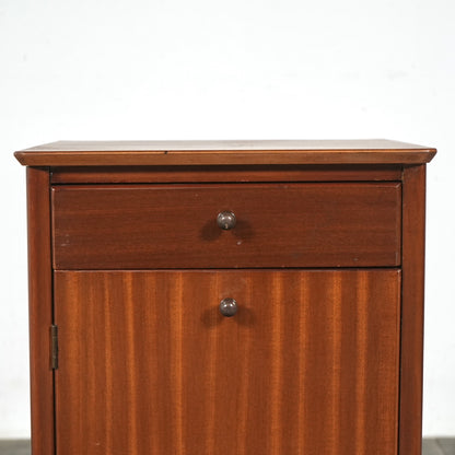 【Harris Lebus】ヴィンテージ サイドキャビネット