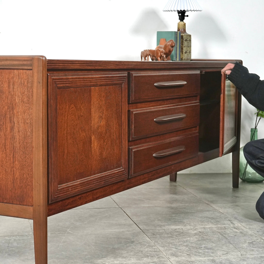 イギリスヴィンテージ サイドボード