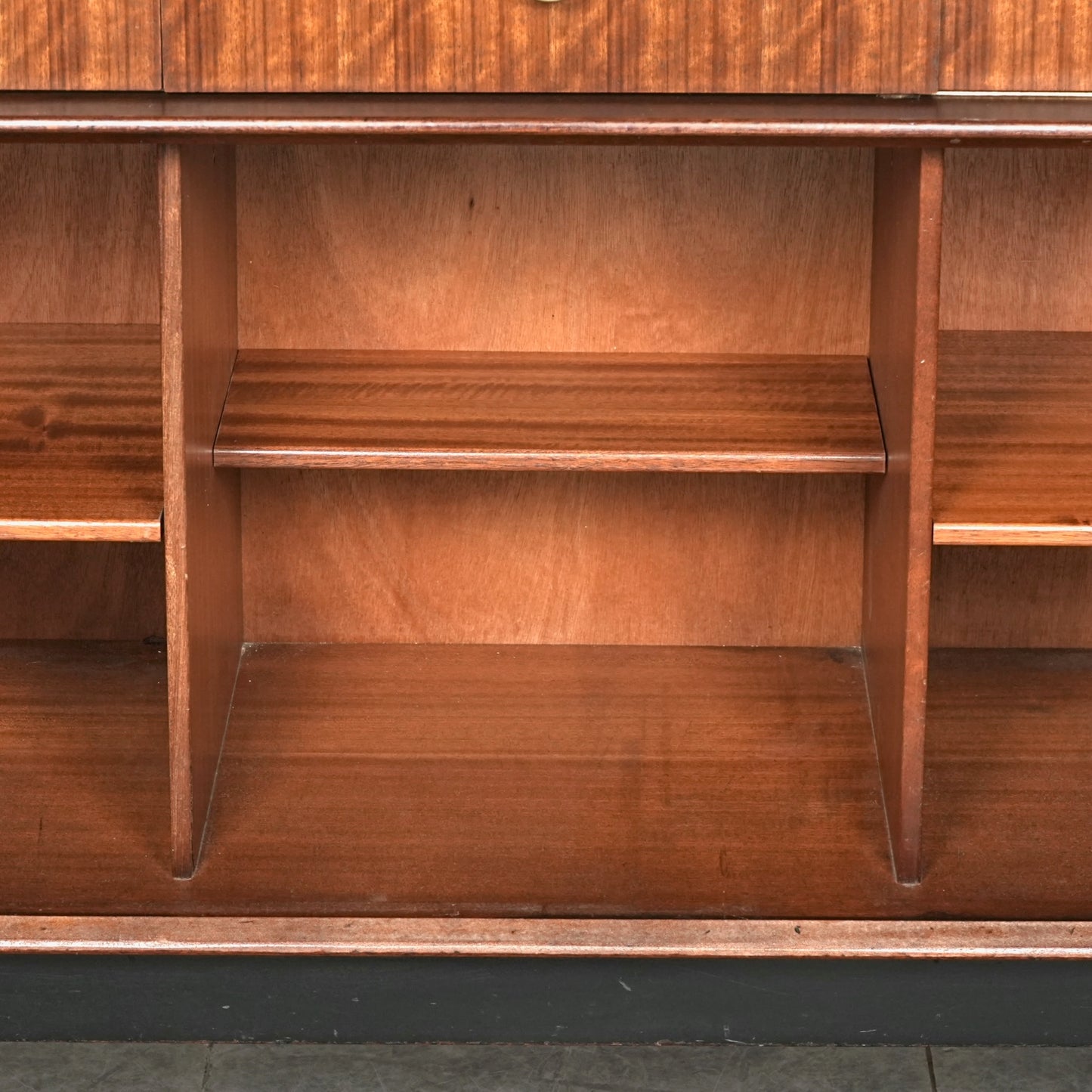 【G-PLAN】Tola&Black サイドボード