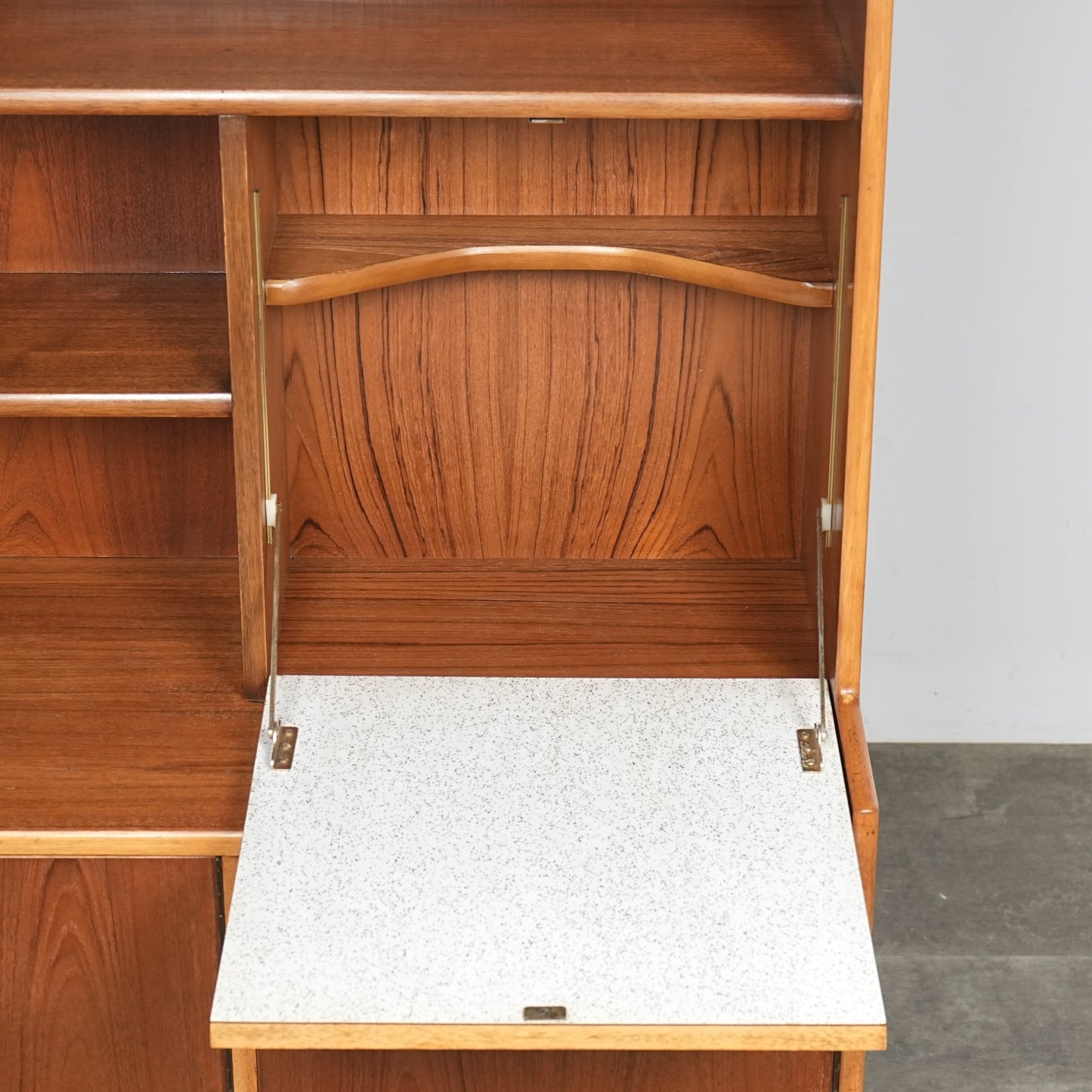 イギリスヴィンテージ キャビネット