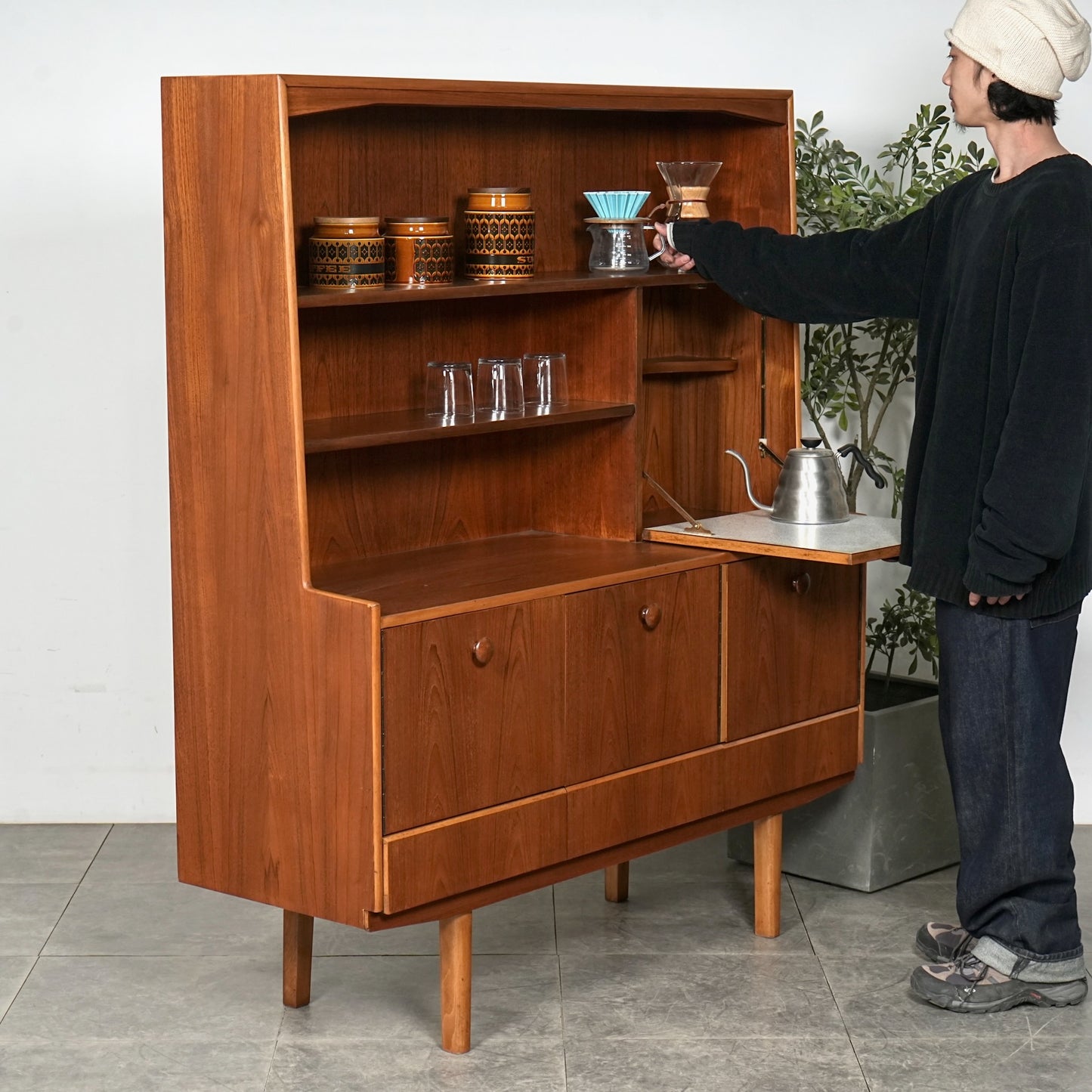 イギリスヴィンテージ キャビネット