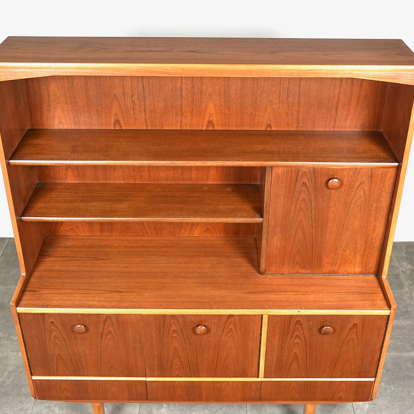 イギリスヴィンテージ キャビネット