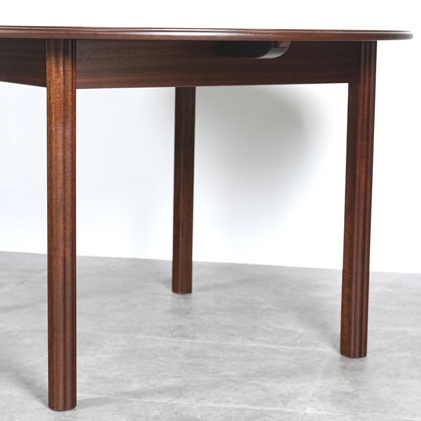 【G-PLAN】Garrick ラウンド エクステンションテーブル