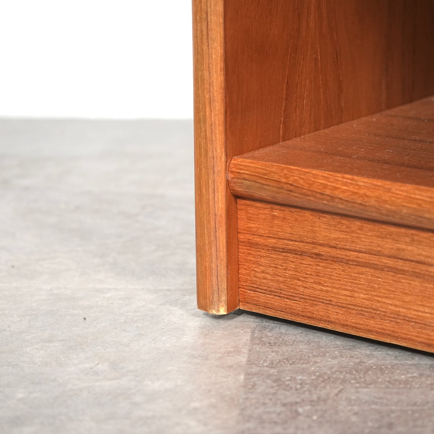 イギリスヴィンテージ ブックシェルフ