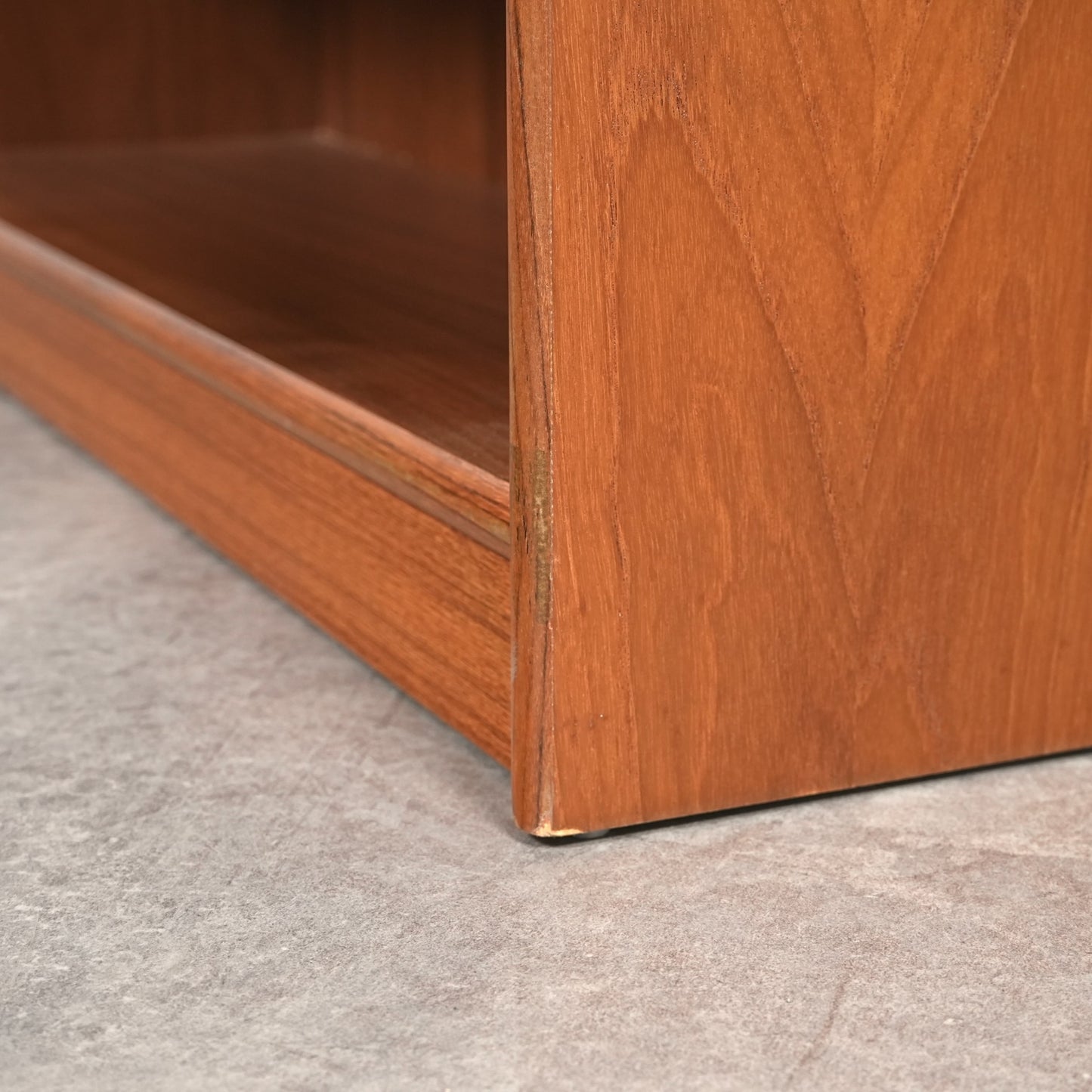 イギリスヴィンテージ ブックシェルフ