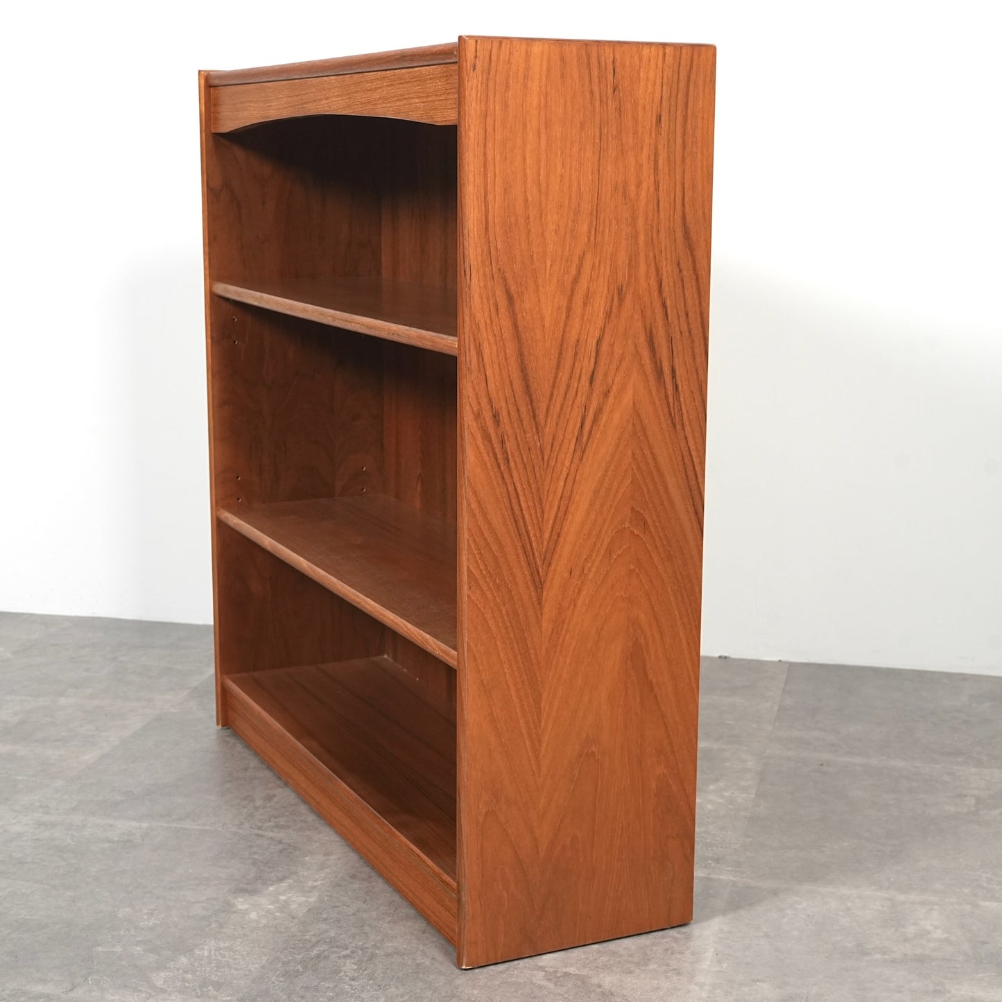 イギリスヴィンテージ ブックシェルフ