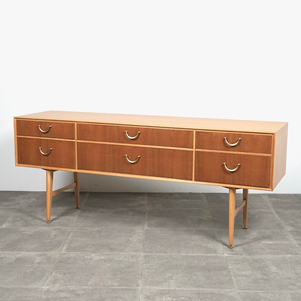 【Meredew】ヴィンテージ サイドボード