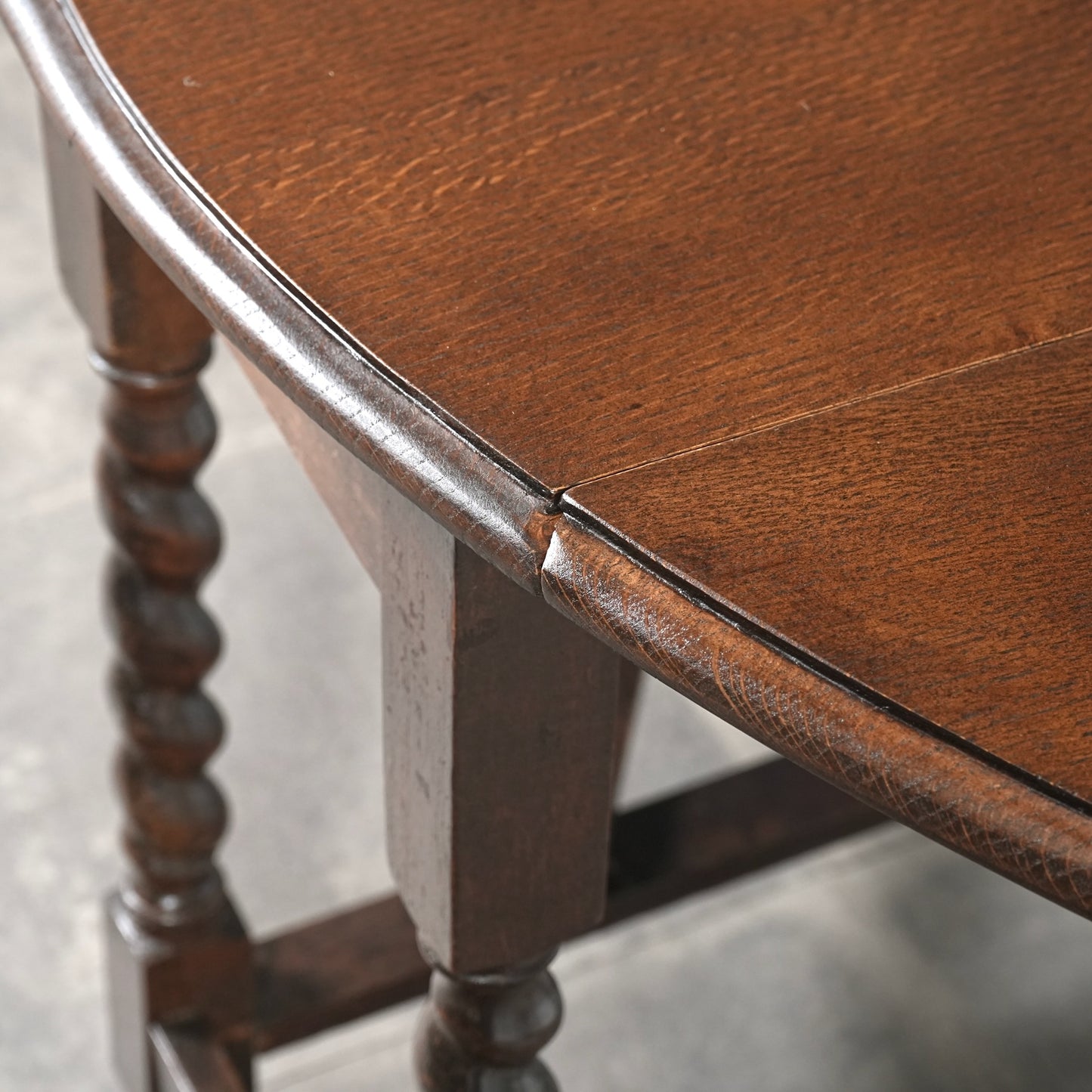 英国アンティーク ゲートレッグテーブル