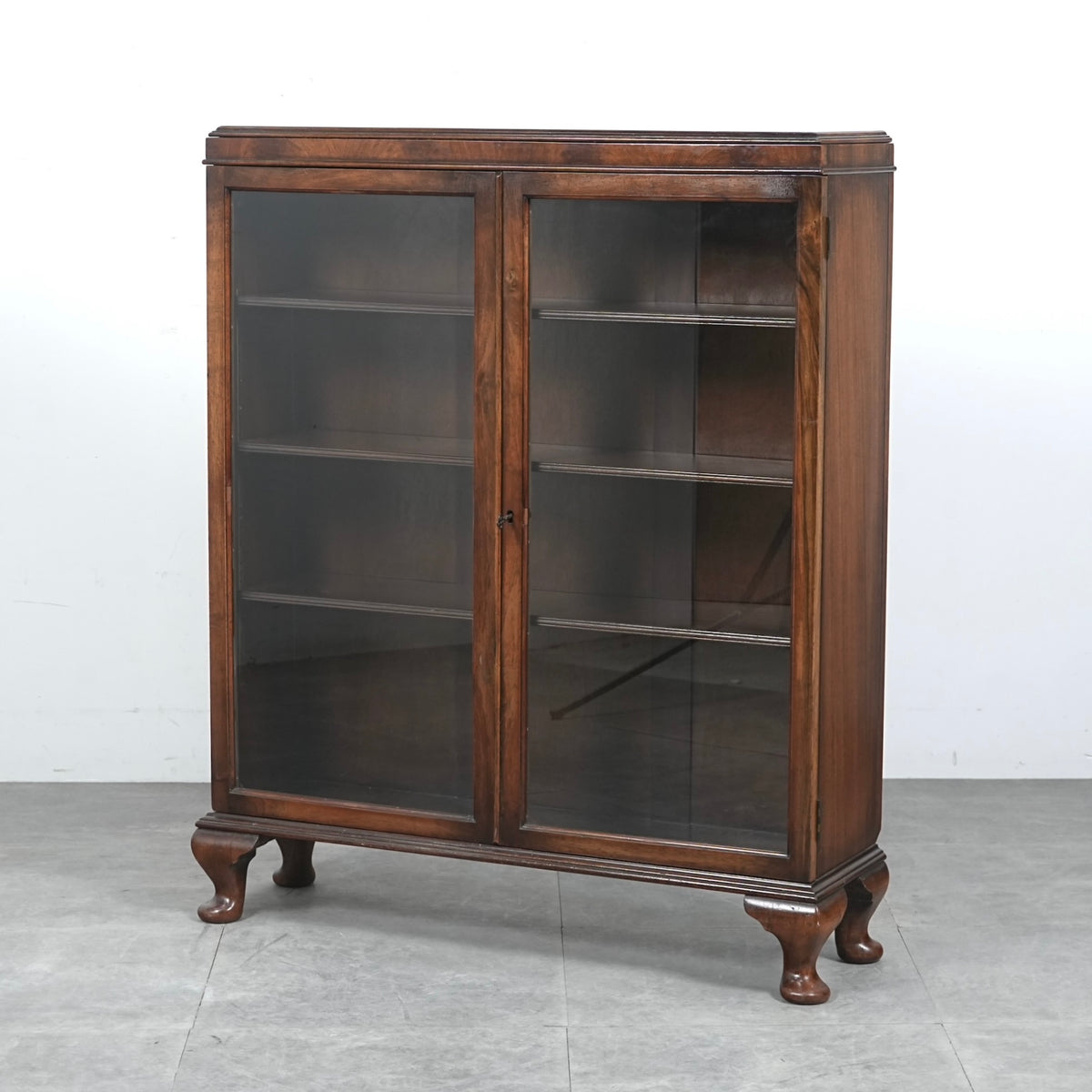 英国アンティーク ガラスキャビネット