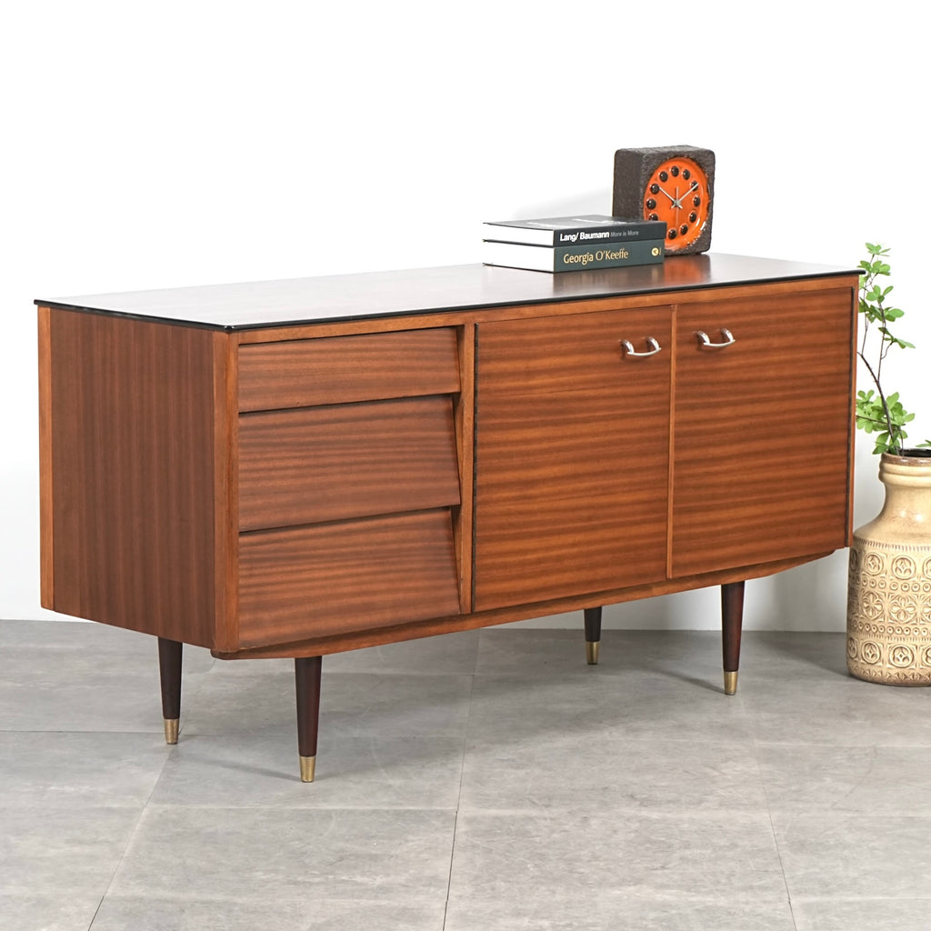 【AVALON】ヴィンテージ サイドボード