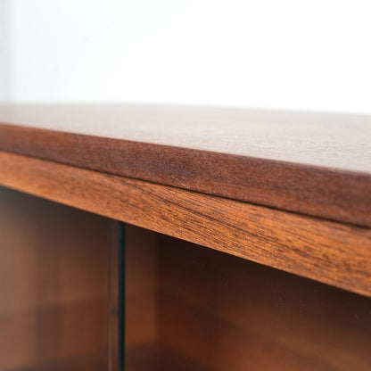 イギリスヴィンテージ ガラスキャビネット