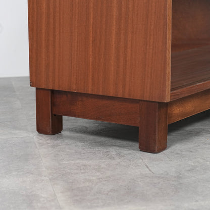 イギリスヴィンテージ ガラスキャビネット