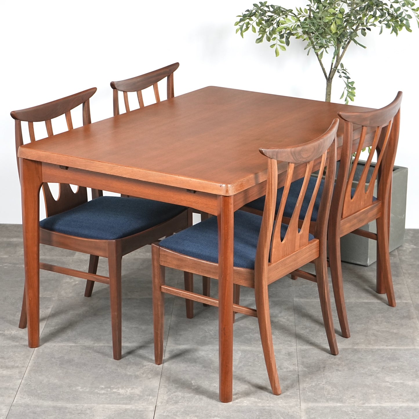 【Henning Kjaernulf】ヴィンテージ ドローリーフテーブル