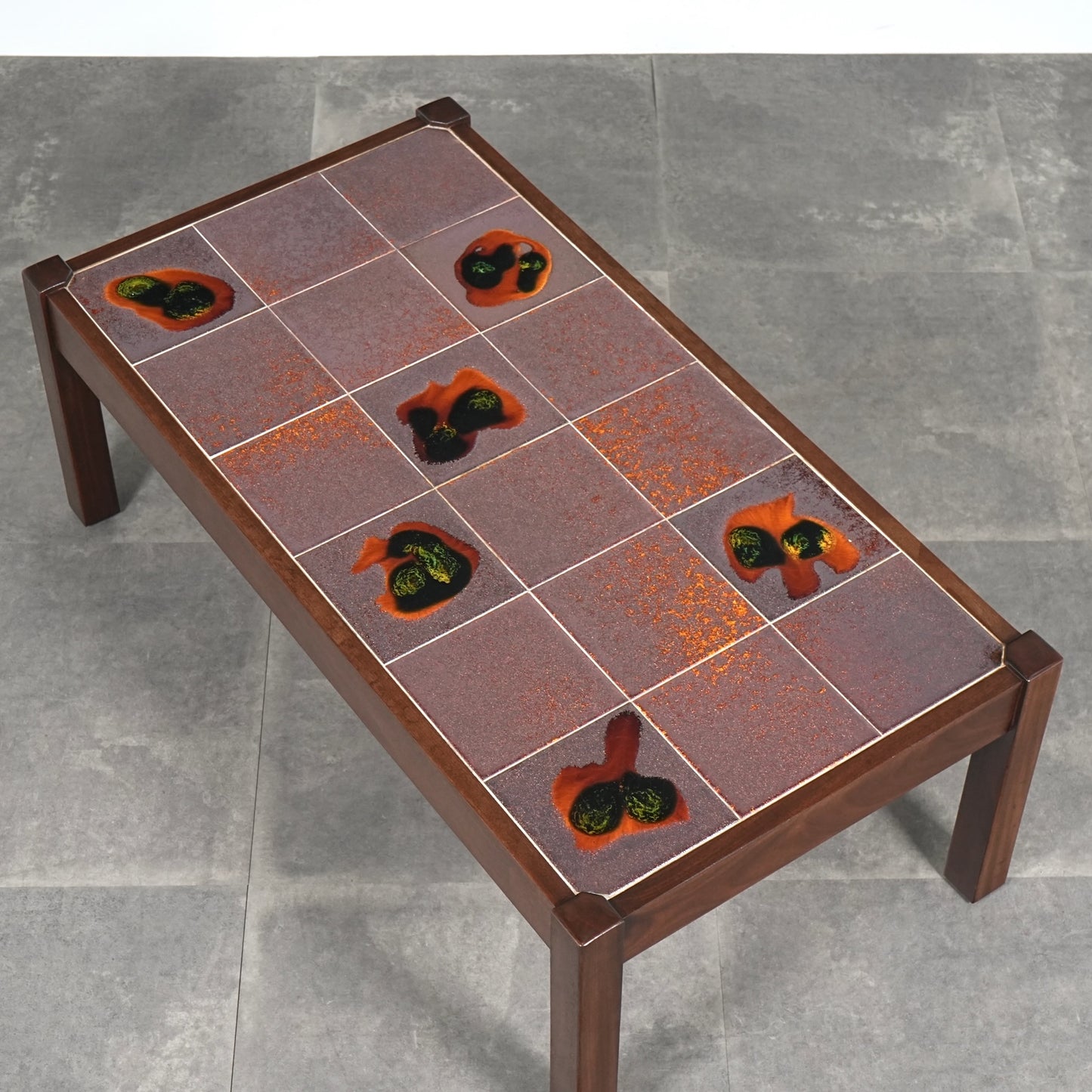 イギリスヴィンテージ タイルトップ ローテーブル