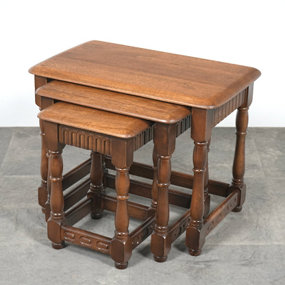 英国クラシック ヴィンテージ ネストテーブル