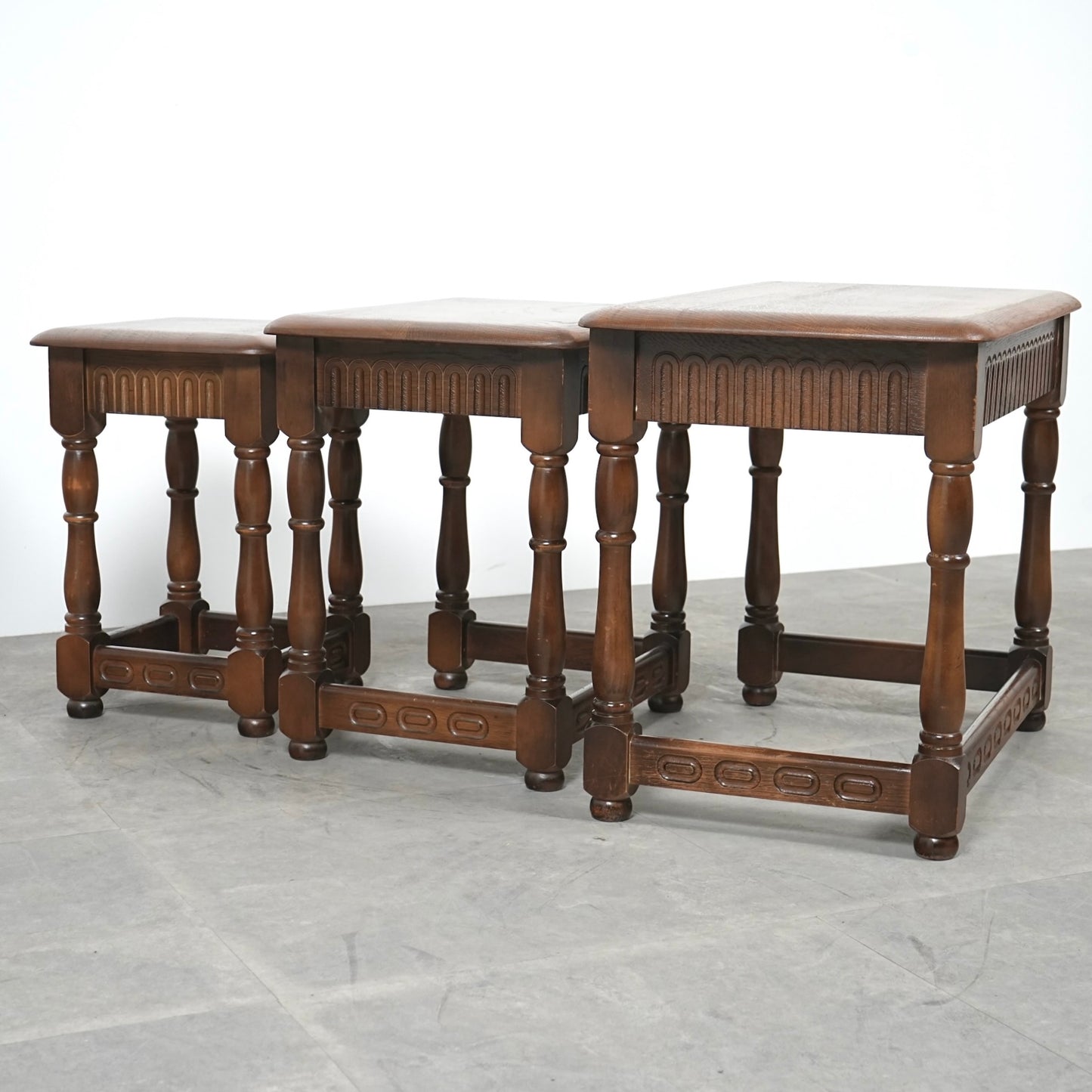 英国クラシック ヴィンテージ ネストテーブル