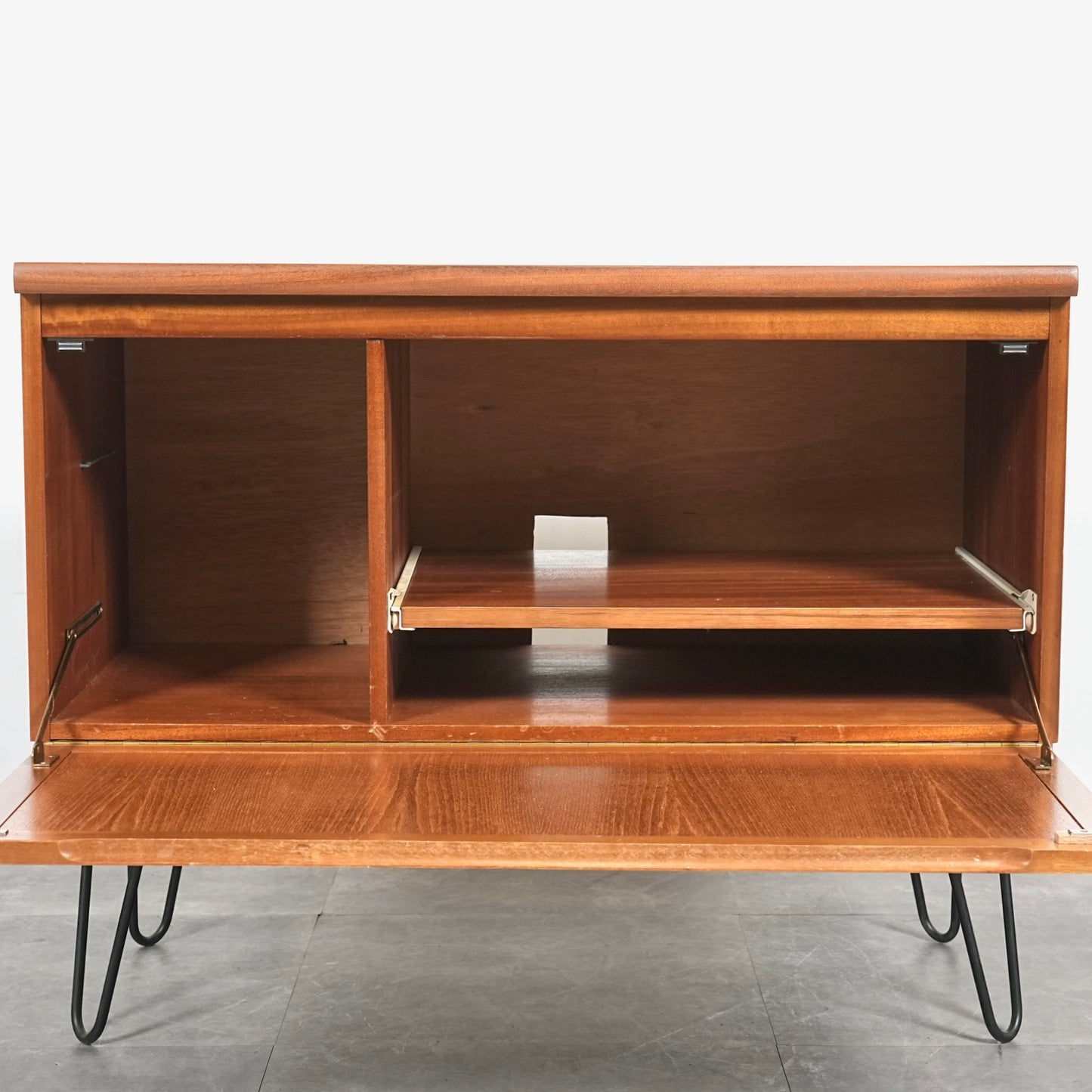 【NATHAN】ヴィンテージ キャビネット(ヘアピンカスタム)