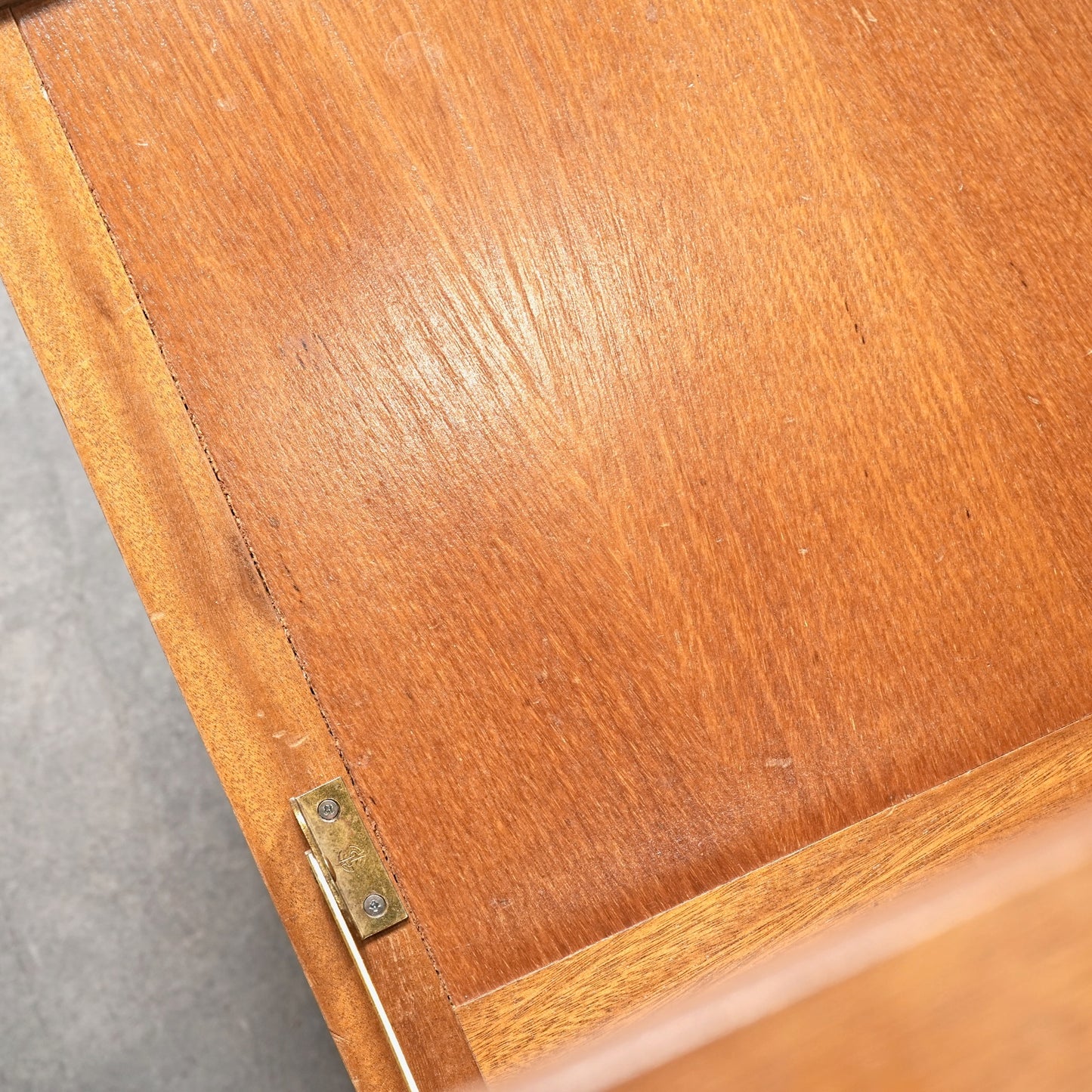 【NATHAN】ヴィンテージ キャビネット(ヘアピンカスタム)