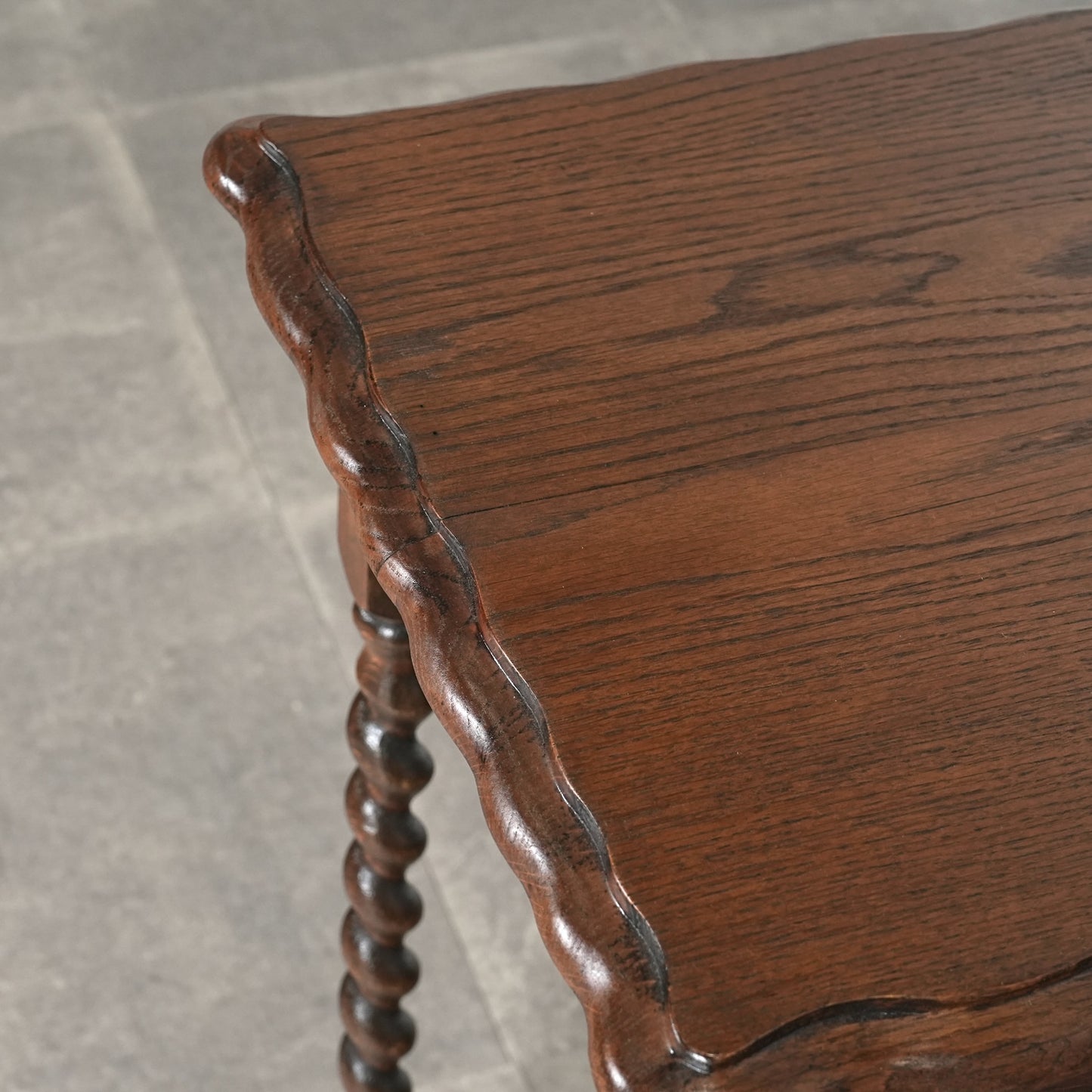 英国アンティーク サイドテーブル