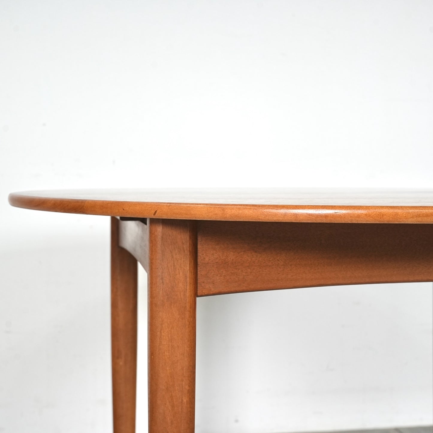 【Jentique】エクステンション ラウンドテーブル