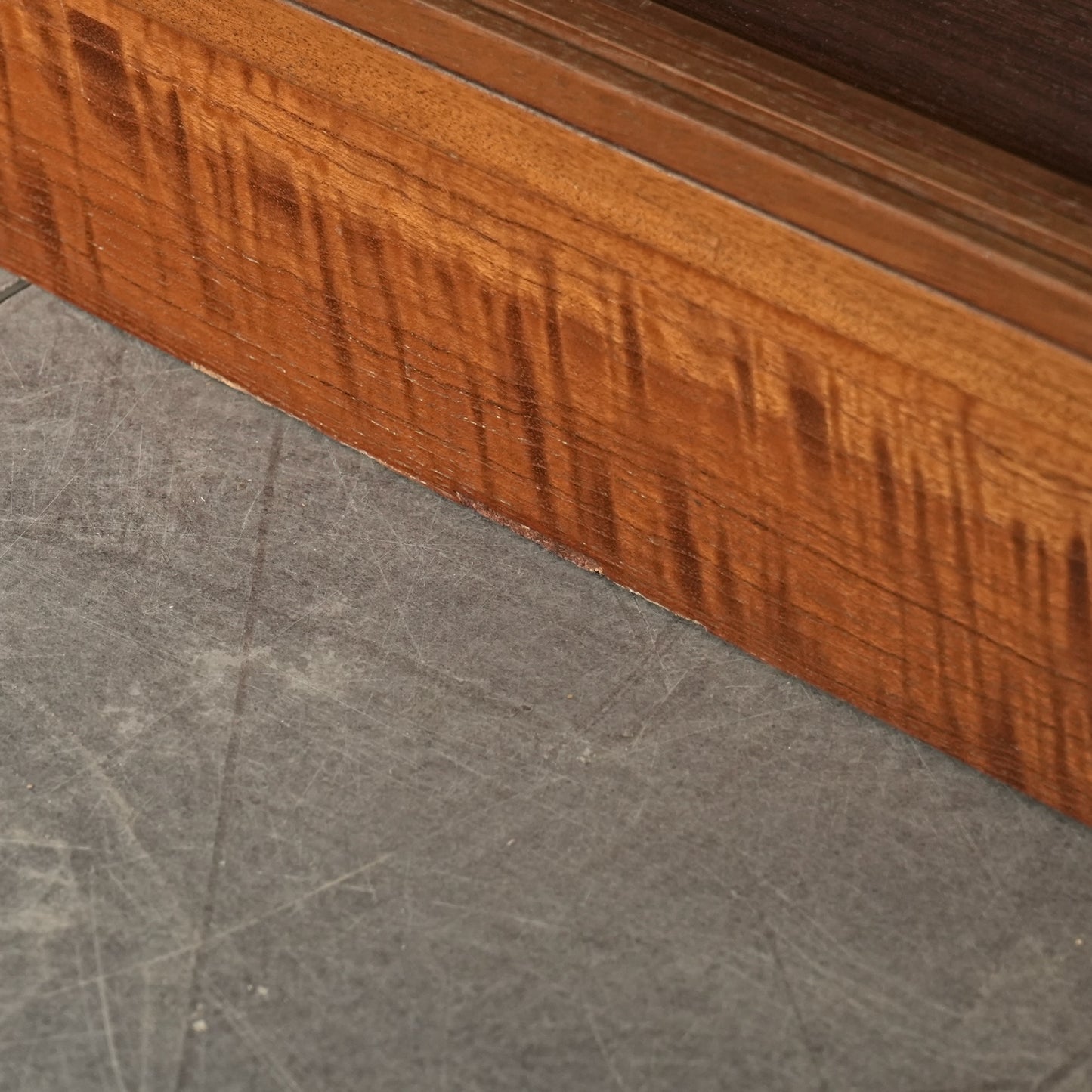 イギリスヴィンテージ ガラスキャビネット