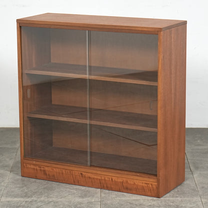 イギリスヴィンテージ ガラスキャビネット