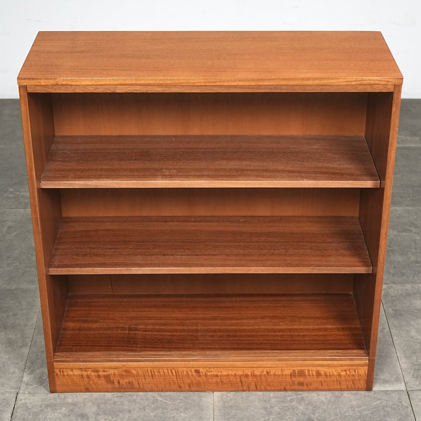 イギリスヴィンテージ ガラスキャビネット