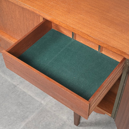 【Jentique】ヴィンテージ サイドボード