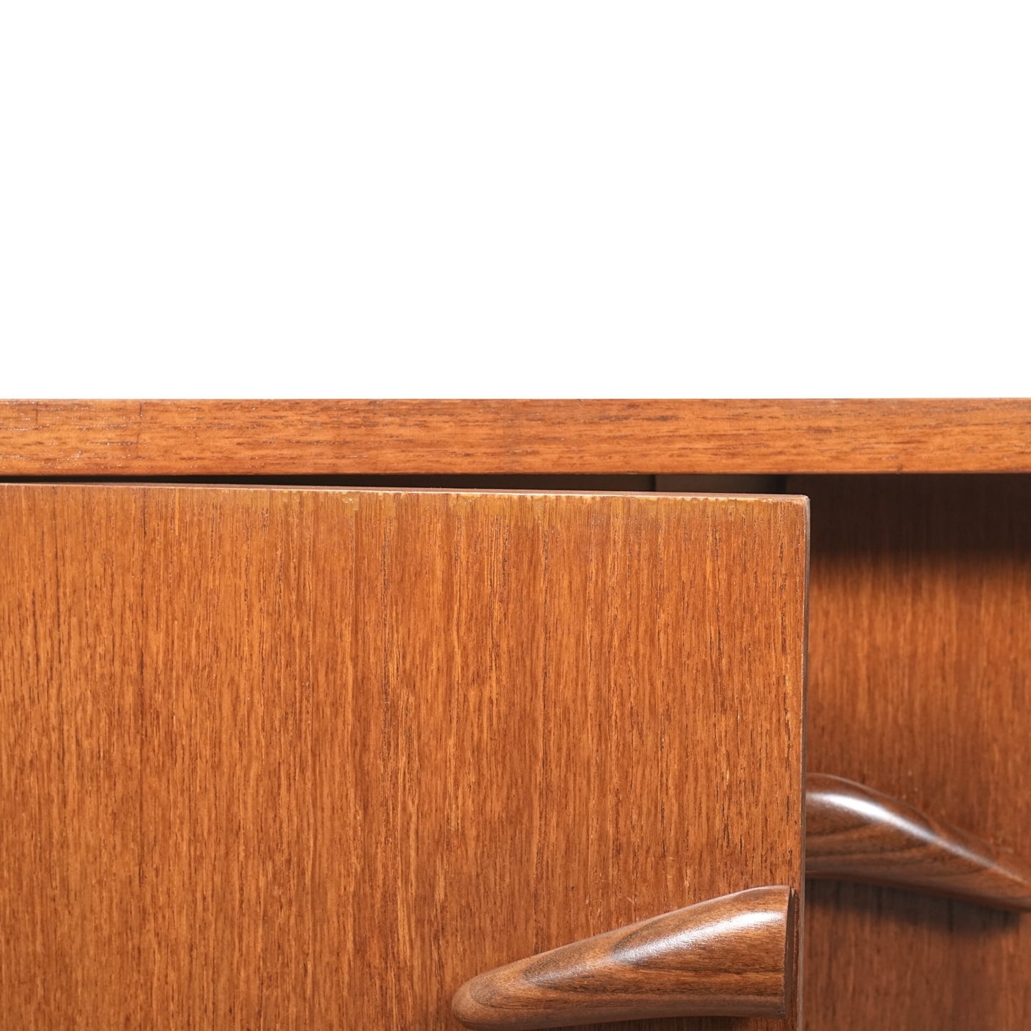 【Jentique】ヴィンテージ サイドボード