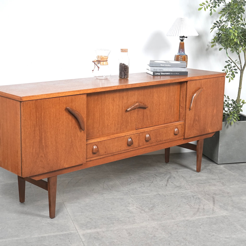 【Jentique】ヴィンテージ サイドボード