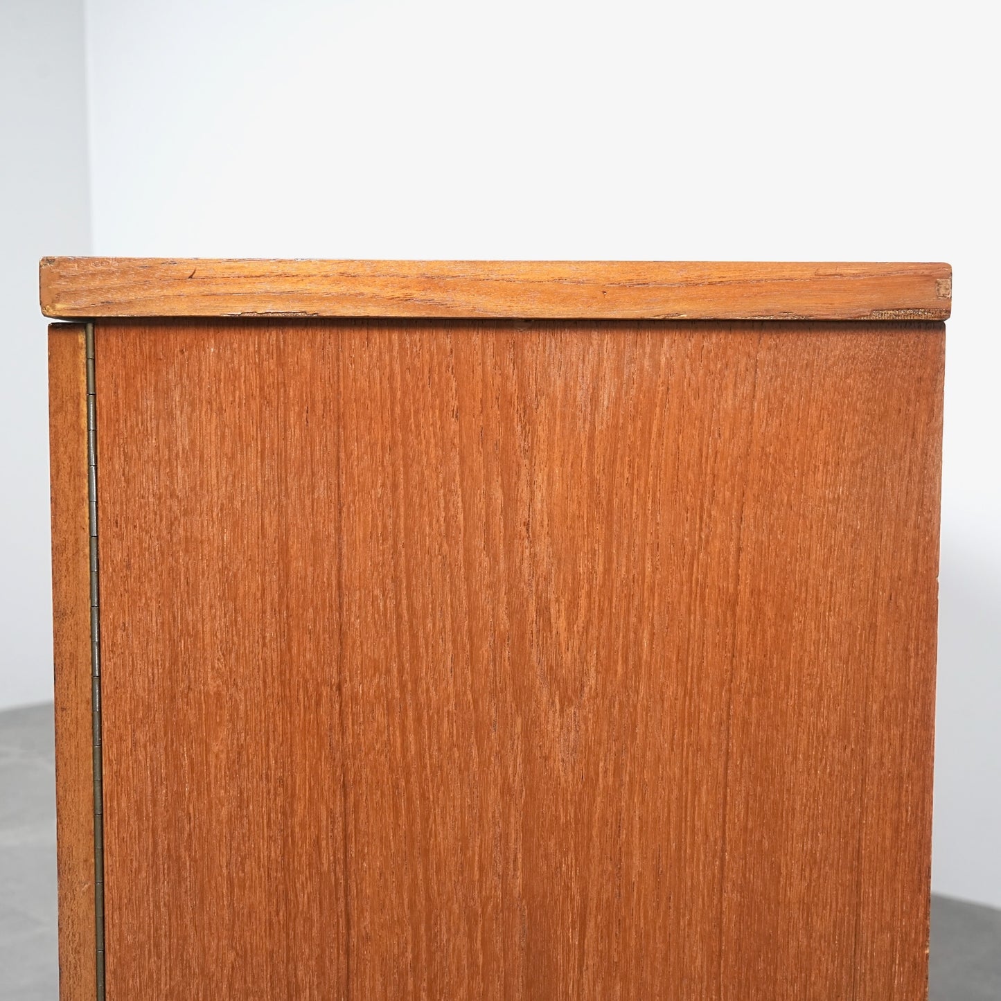 【Jentique】ヴィンテージ サイドボード