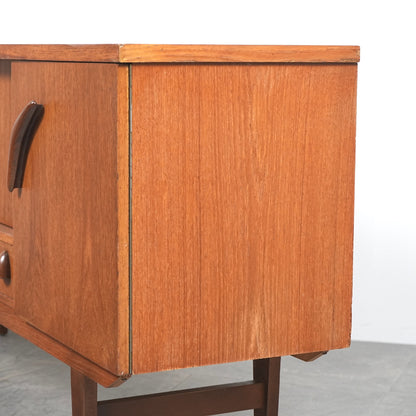 【Jentique】ヴィンテージ サイドボード