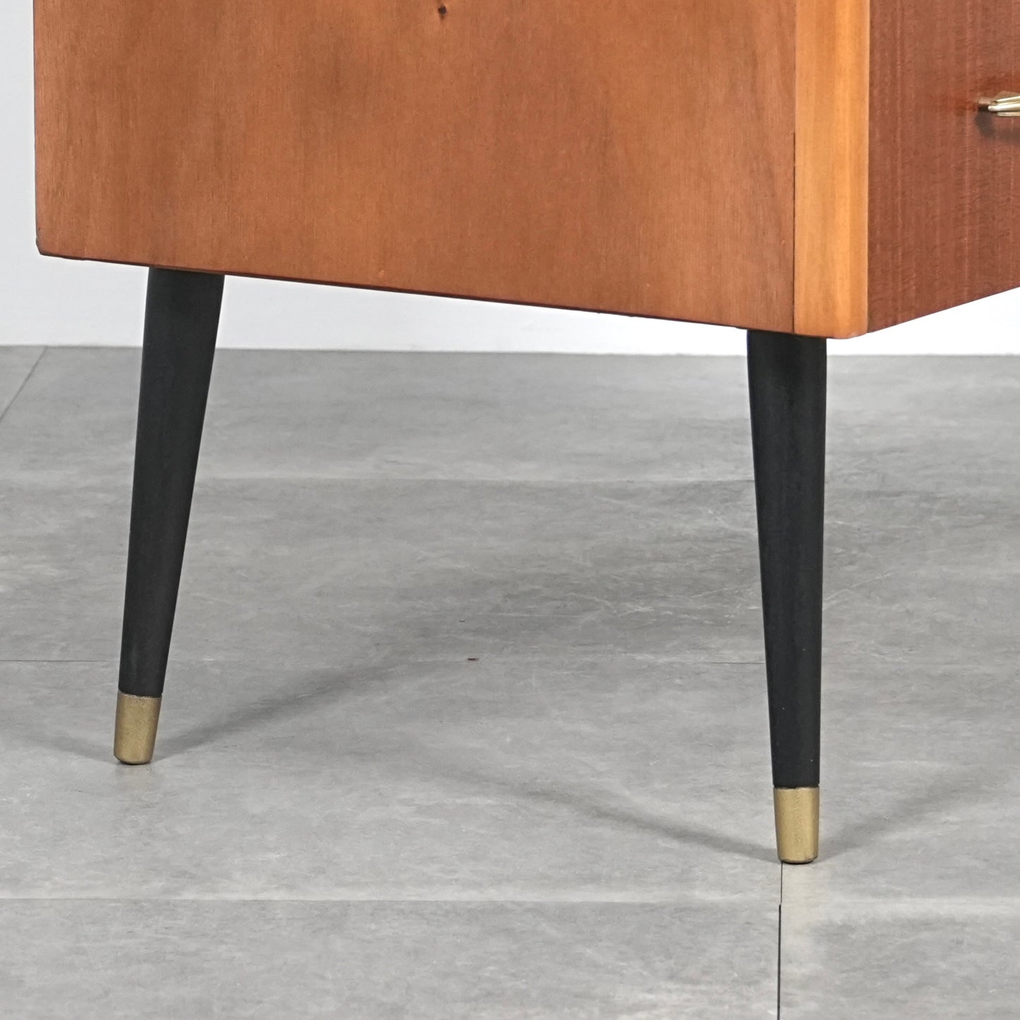 イギリスヴィンテージ ハイチェスト