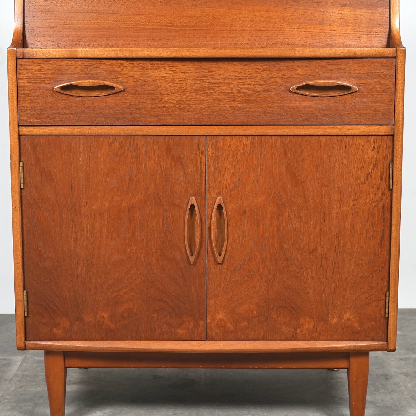 【Jentique】ヴィンテージ ライティングビューロー