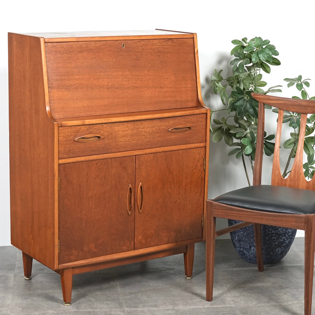 【Jentique】ヴィンテージ ライティングビューロー