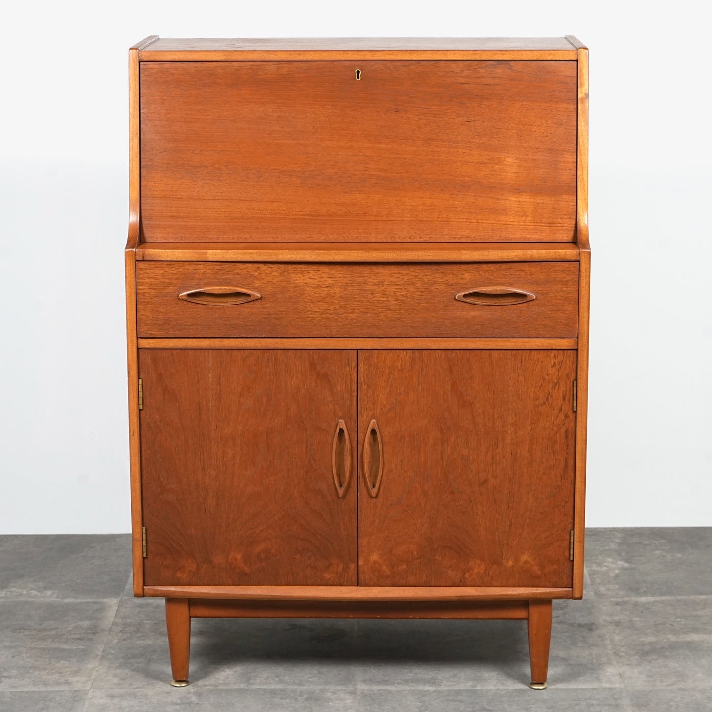 【Jentique】ヴィンテージ ライティングビューロー