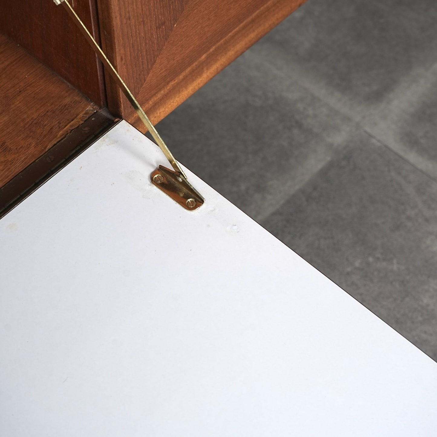 【NATHAN】ヴィンテージ サークルサイドボード