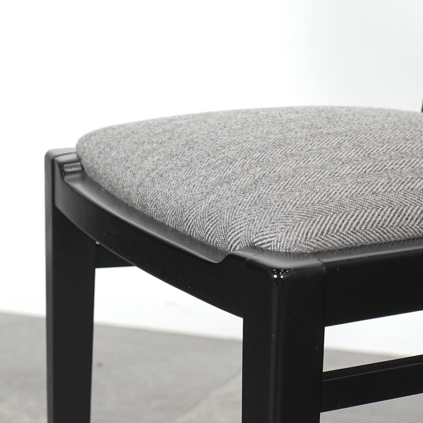 【G-PLAN】Tola & Black ダイニングチェア【張替済】