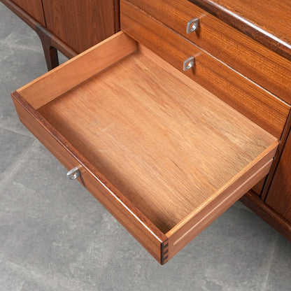 【Younger】ヴィンテージ サイドボード