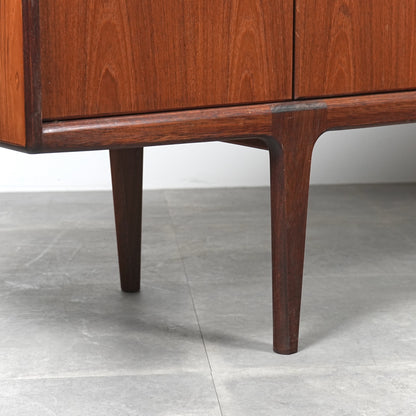 【Younger】ヴィンテージ サイドボード