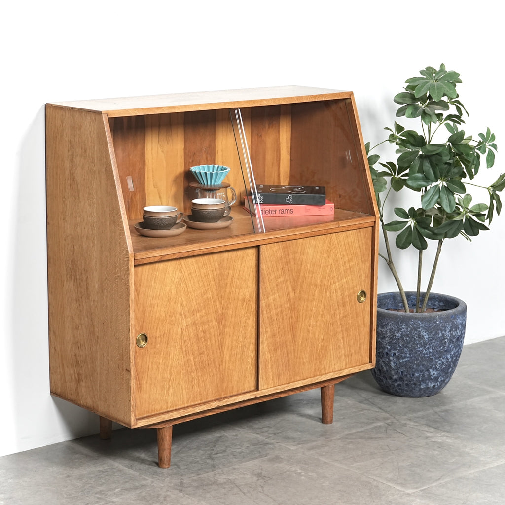 イギリスヴィンテージ ガラスキャビネット