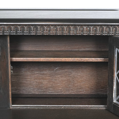 英国クラシック ヴィンテージ キャビネット(コートカップボード)