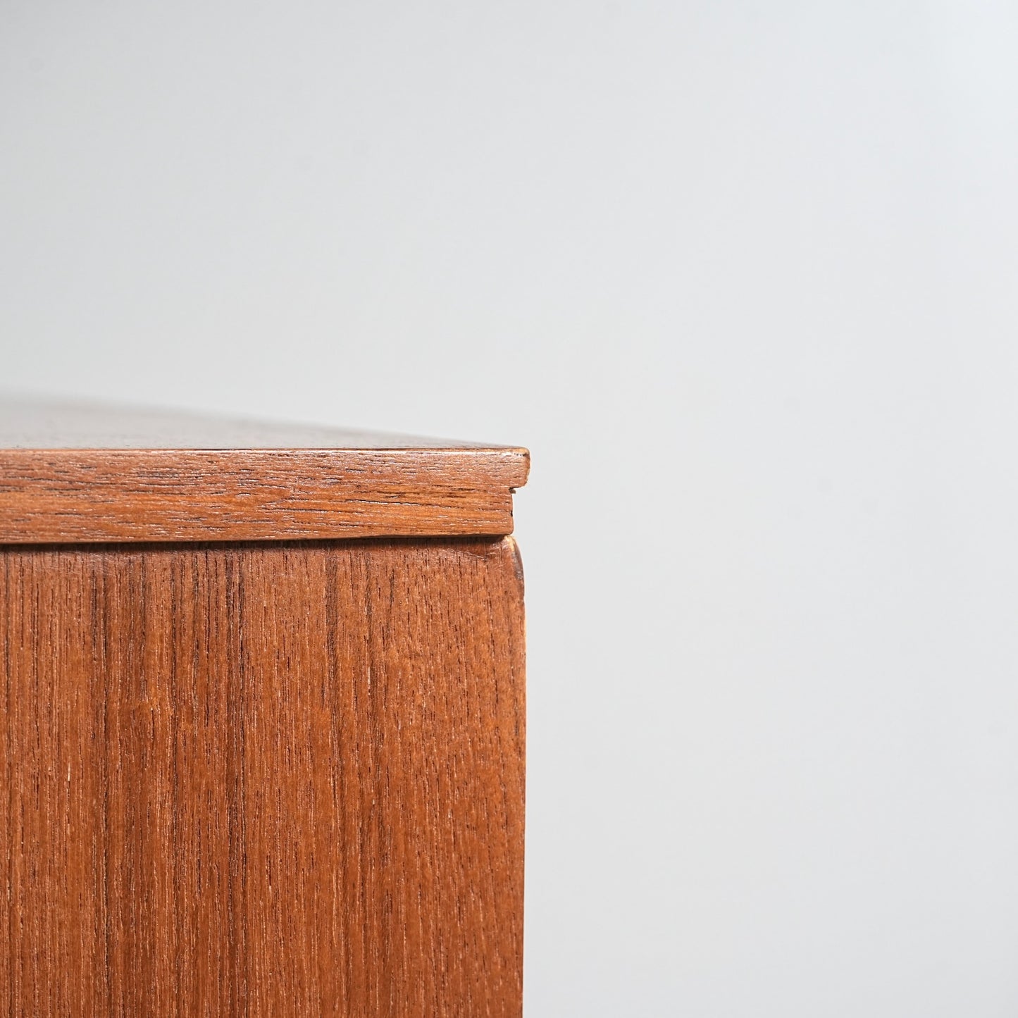 【AVALON】ヴィンテージ ガラスキャビネット