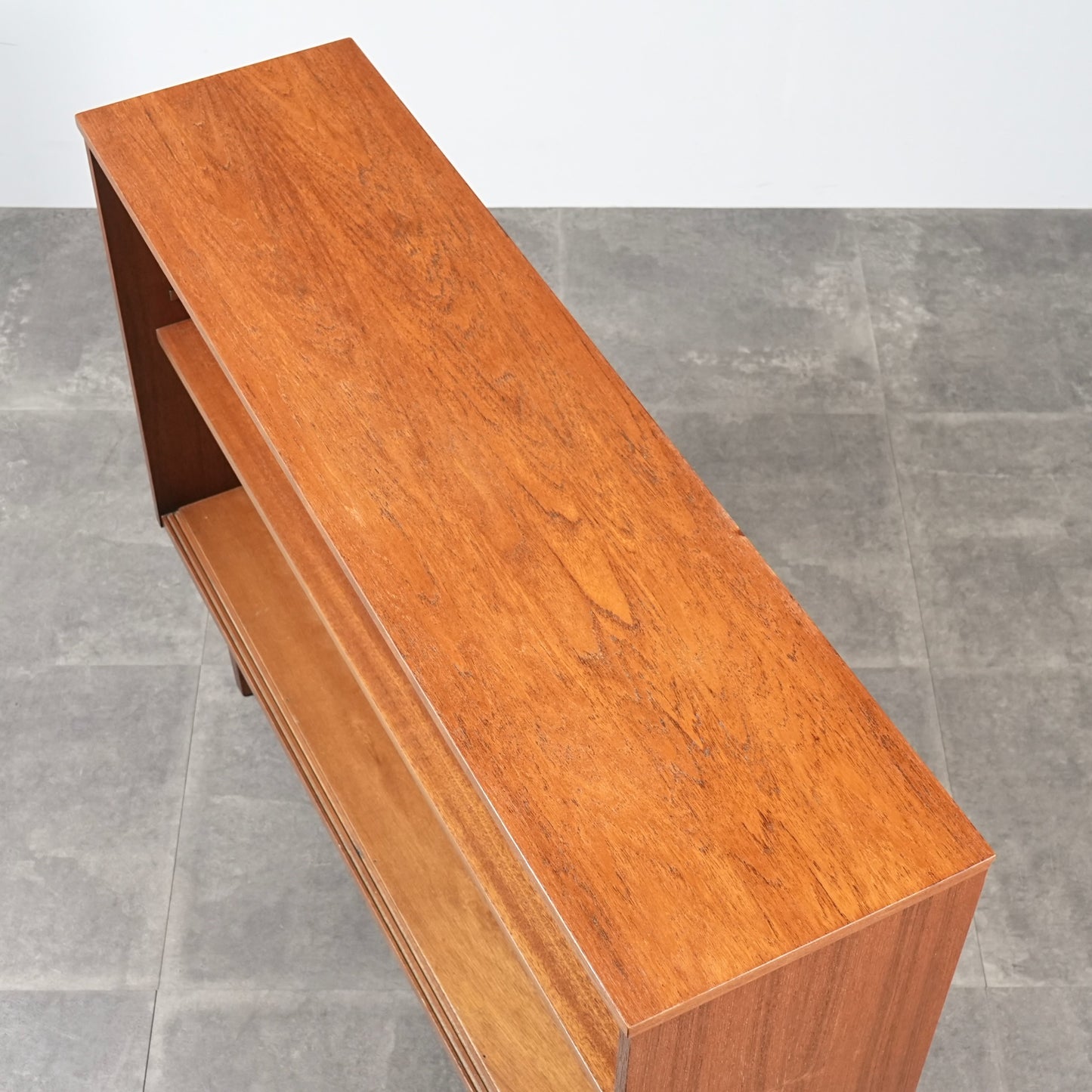 【AVALON】ヴィンテージ ガラスキャビネット