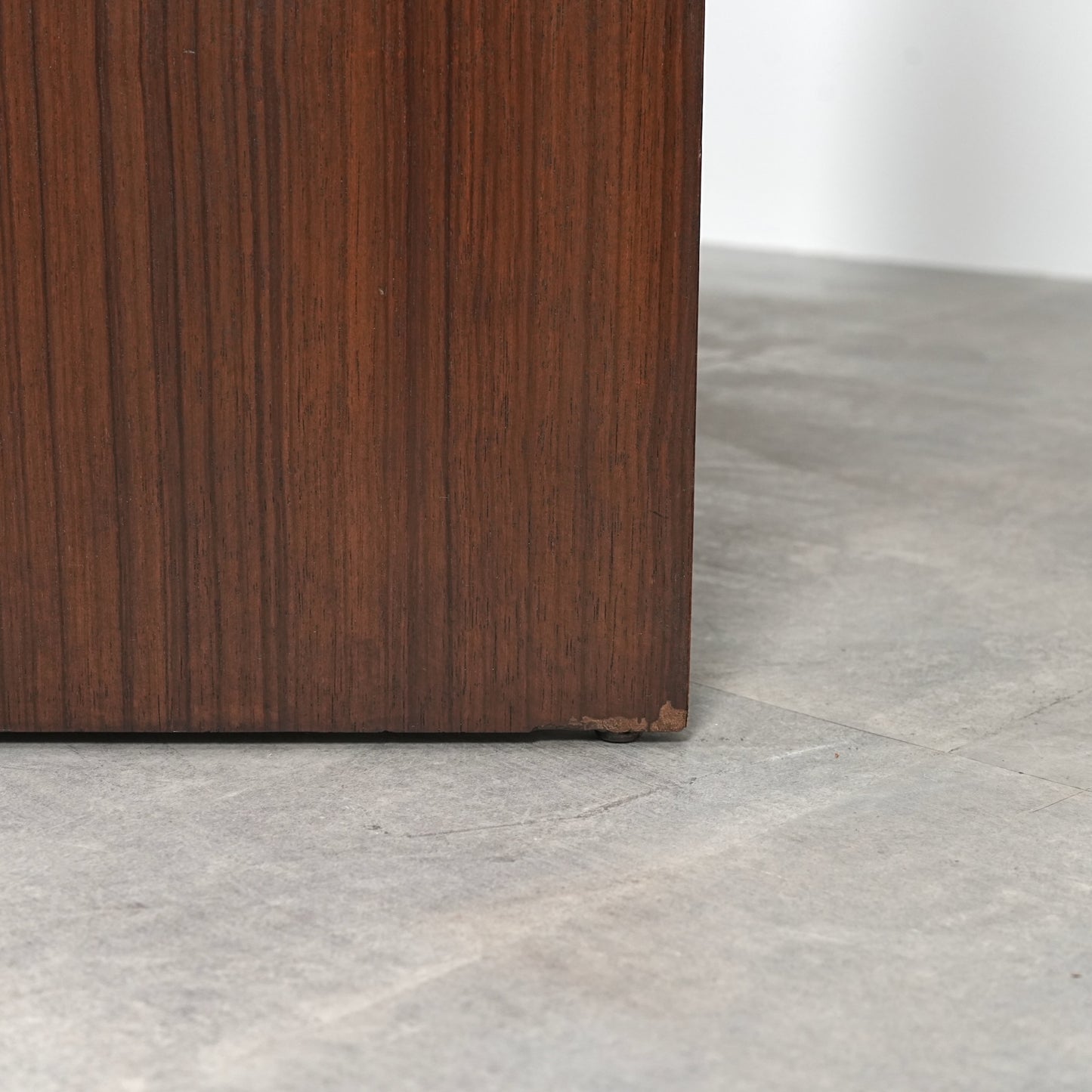 【G-PLAN】Brandon ガラスキャビネット