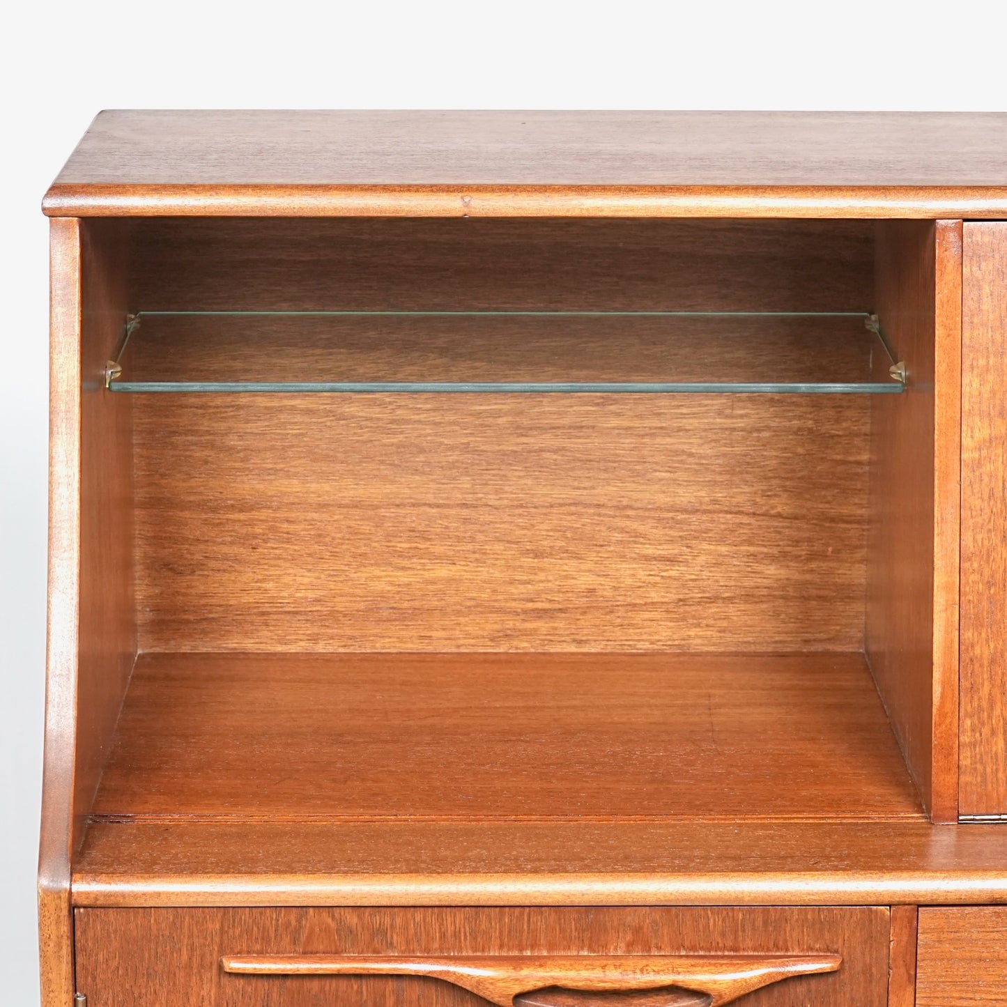 【Jentique】ヴィンテージ キャビネット(ハイサイドボード)