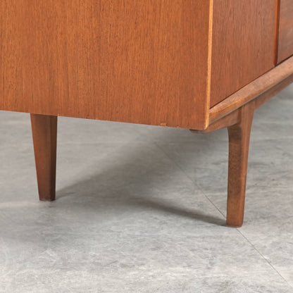 【Jentique】ヴィンテージ キャビネット(ハイサイドボード)