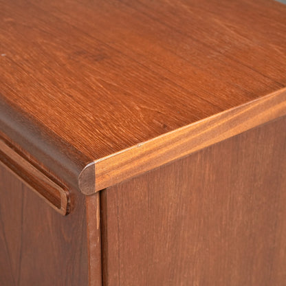 【Meredew】ヴィンテージ サイドボード